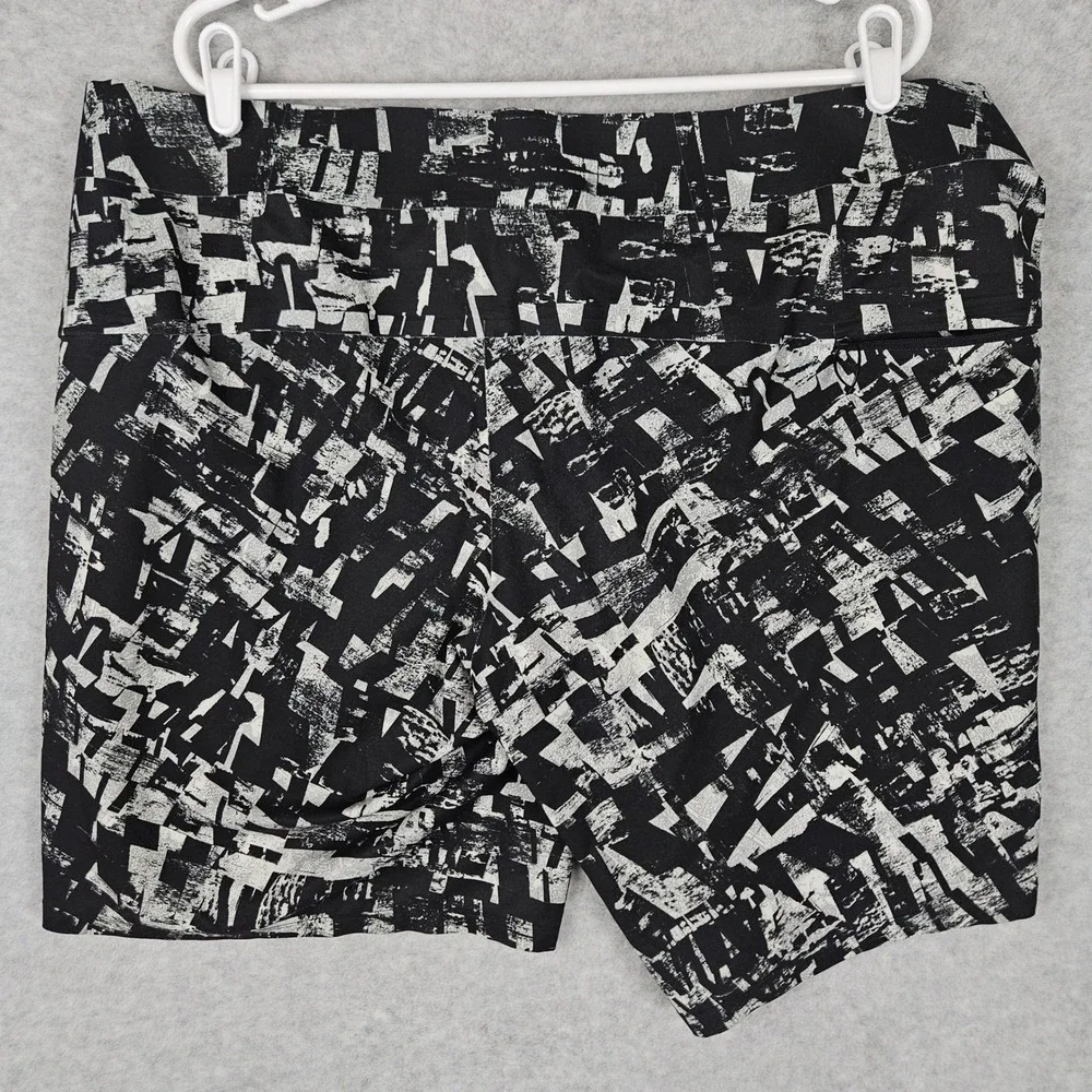 lululemon athletica any flaws